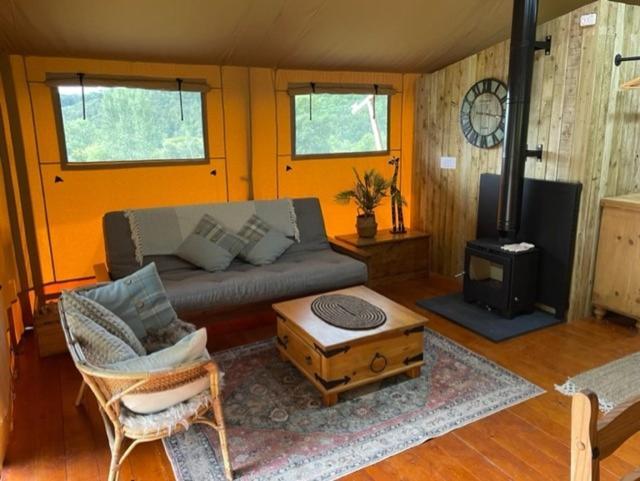 Mountain View Safari Tent With Hot Tub In The Heart Of Snowdonia Dolgellau Zewnętrze zdjęcie
